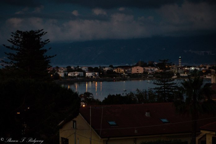 Mortelle at night