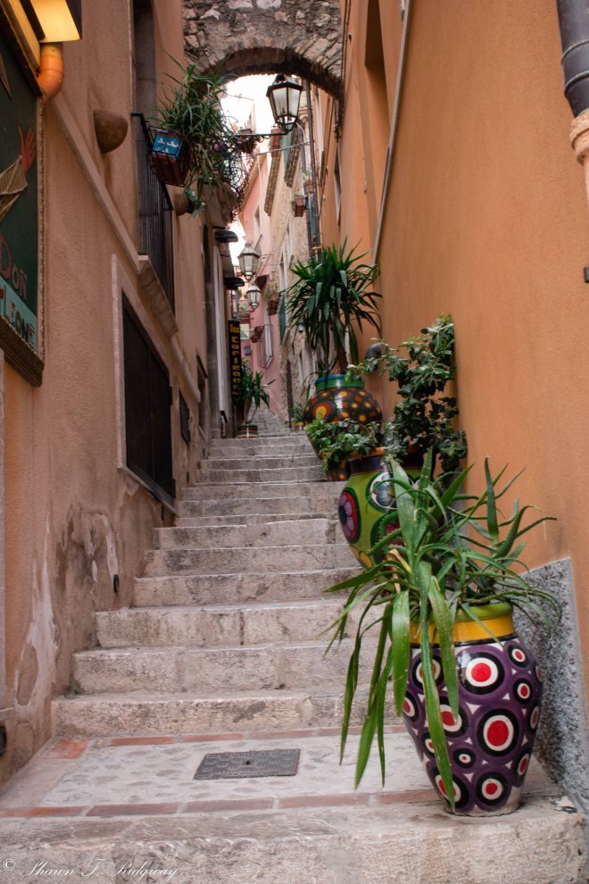 Alleyway in Taormina
