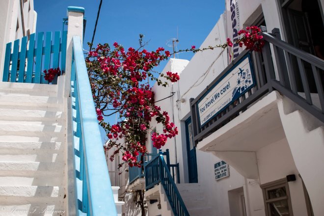 Private residences above the shops in Hora