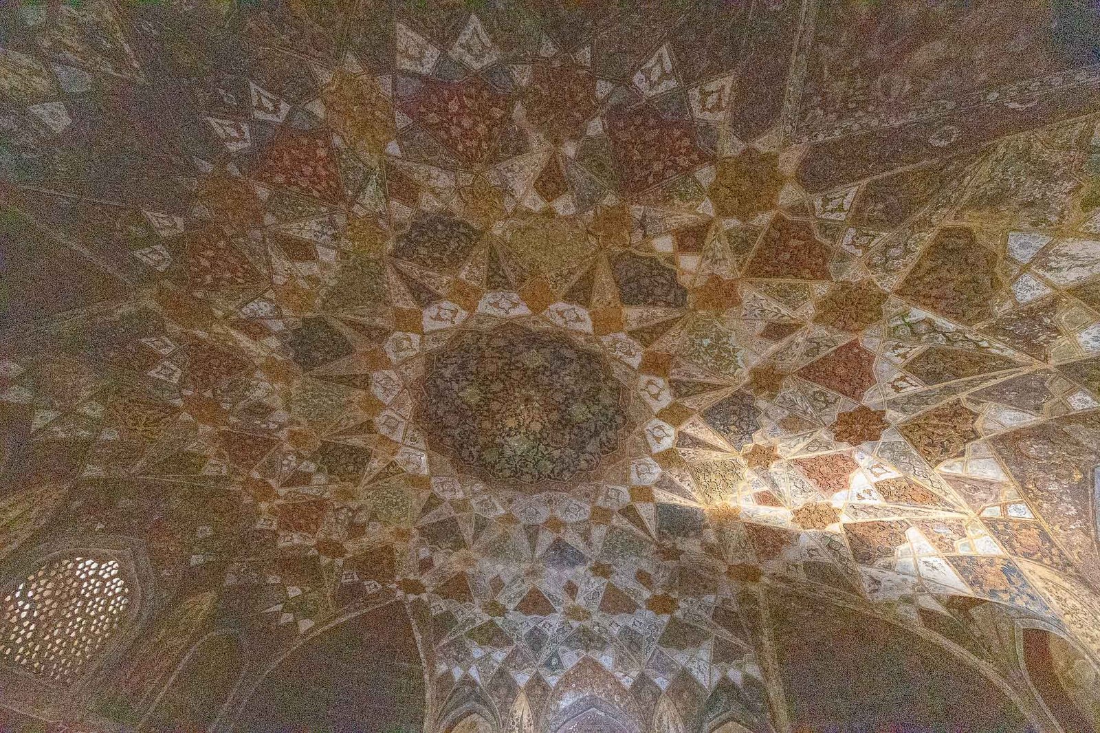 ceiling at the Baby Taj