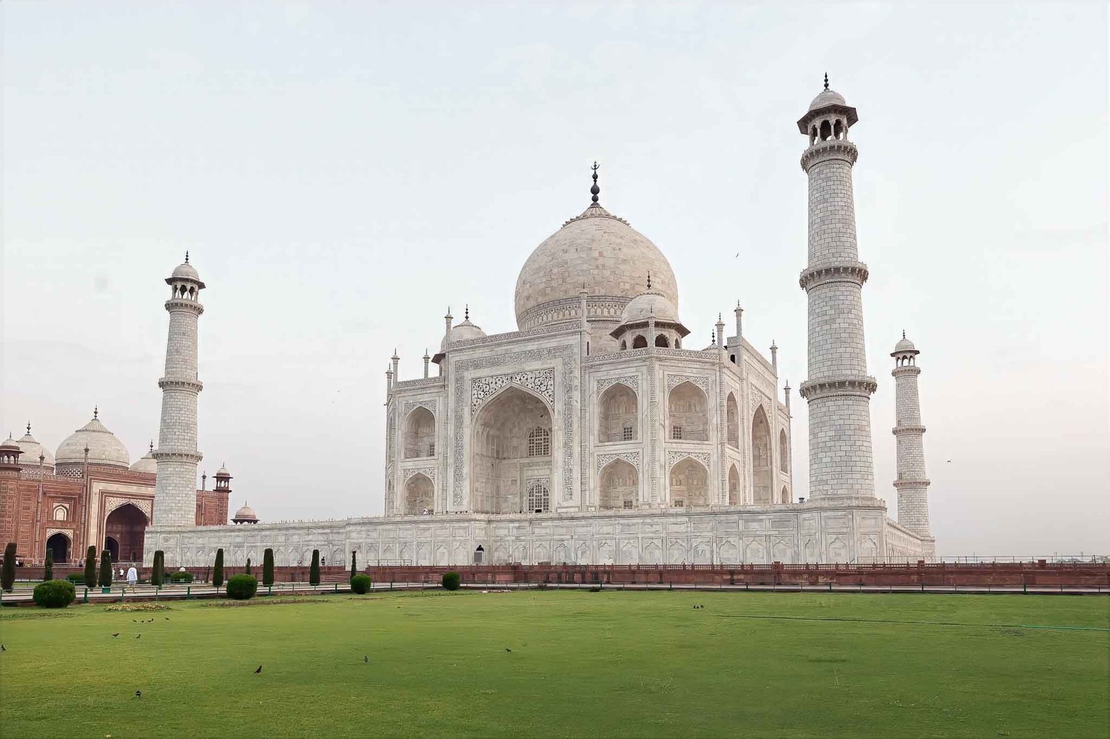 Taj Mahal views at Sunrise