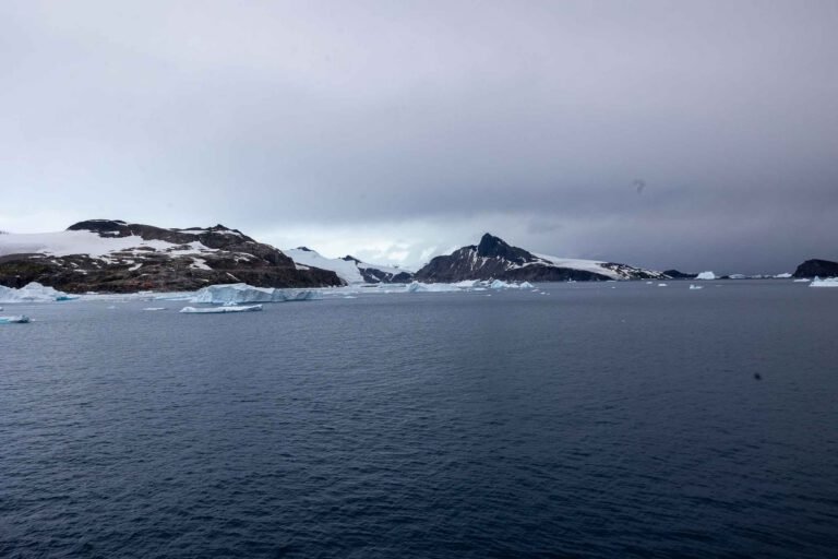 Cierva Cove