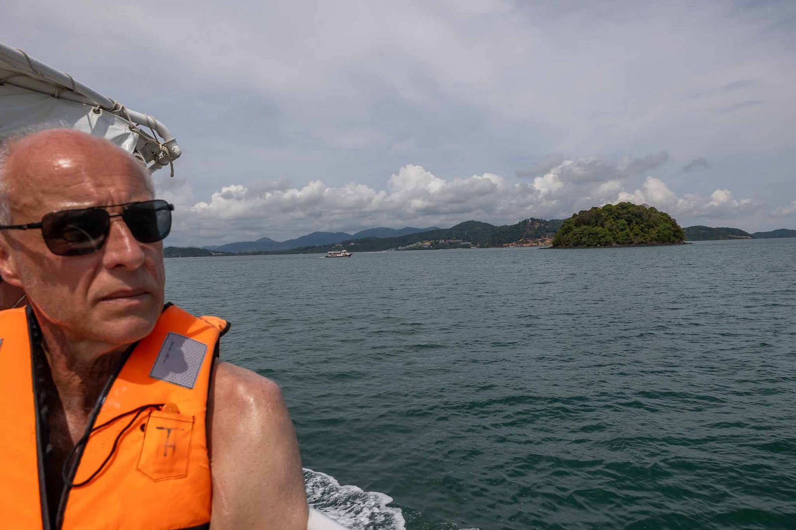 heading out to the caves on the speed boat