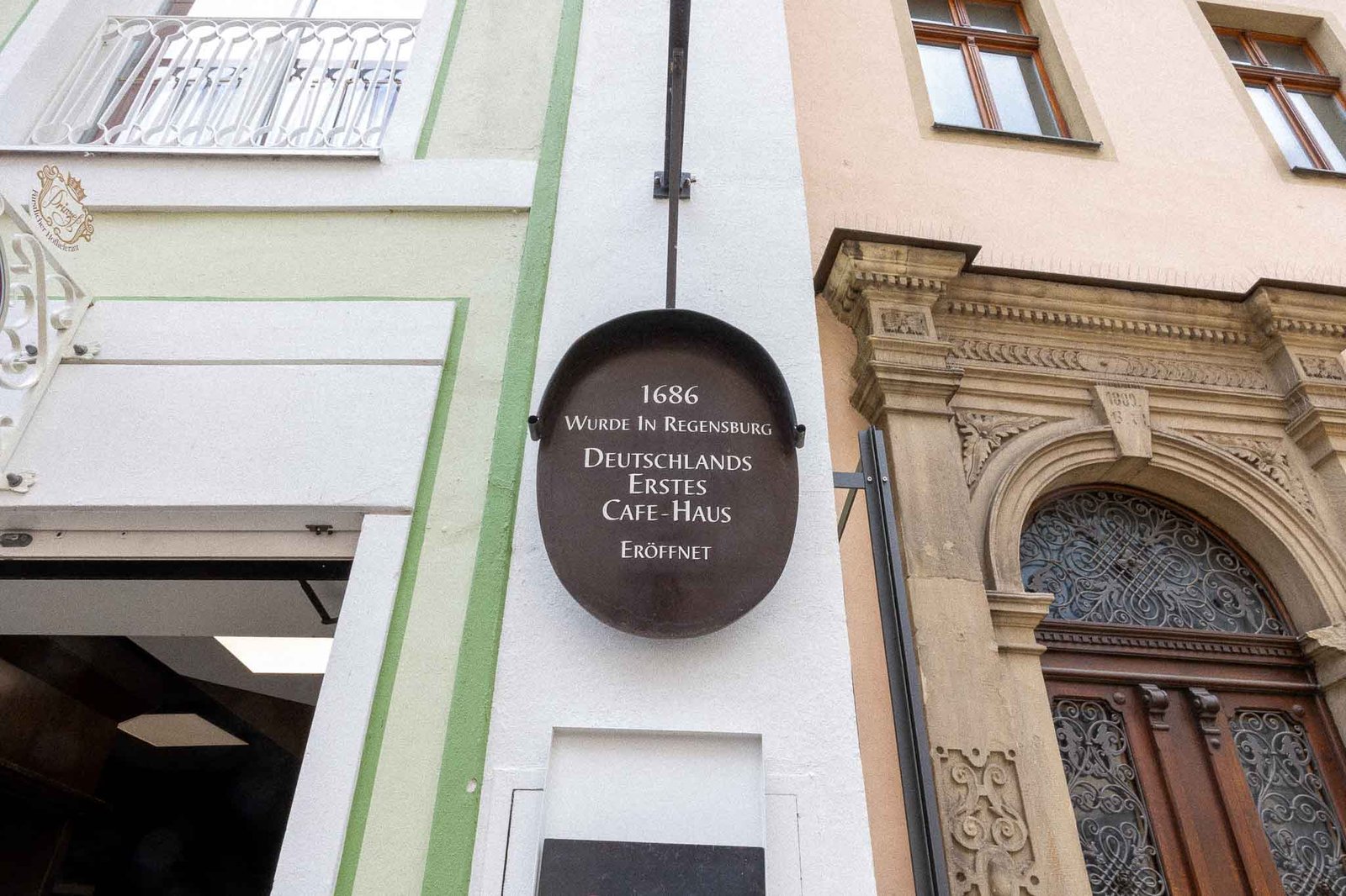 Sign commemorating the cafe's original opening in 1686