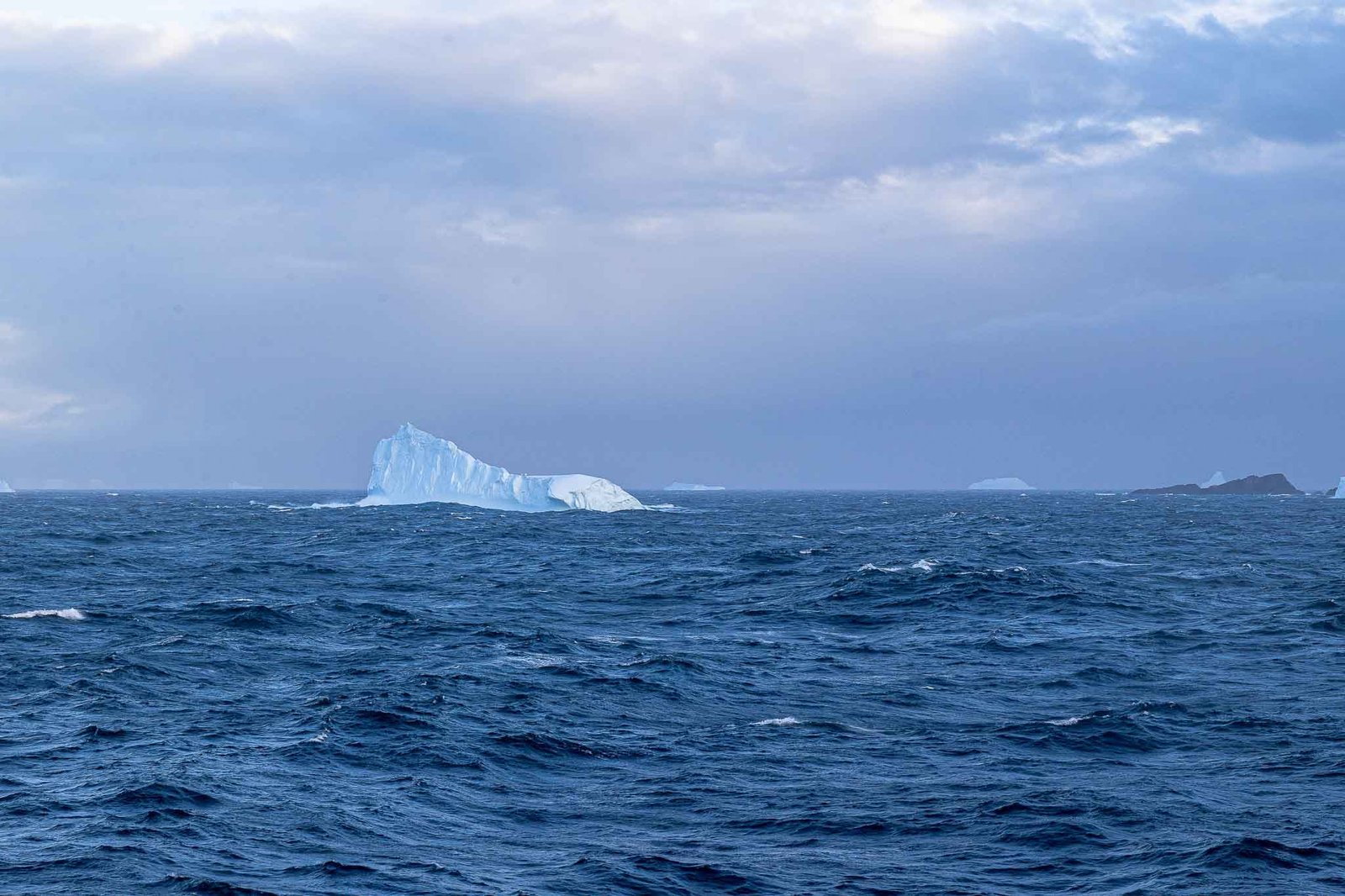 all Islets and Icebergs off South Georgia